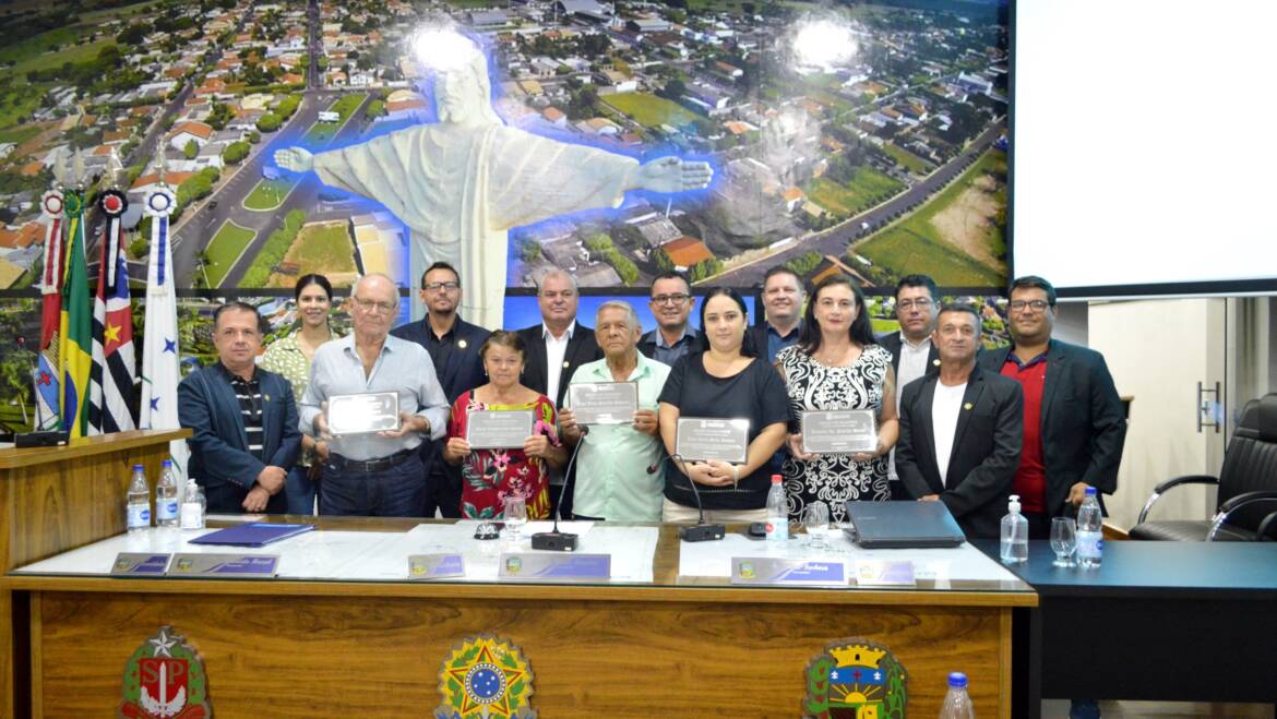 Câmara realiza solenidade de entrega de Moções de Aplausos